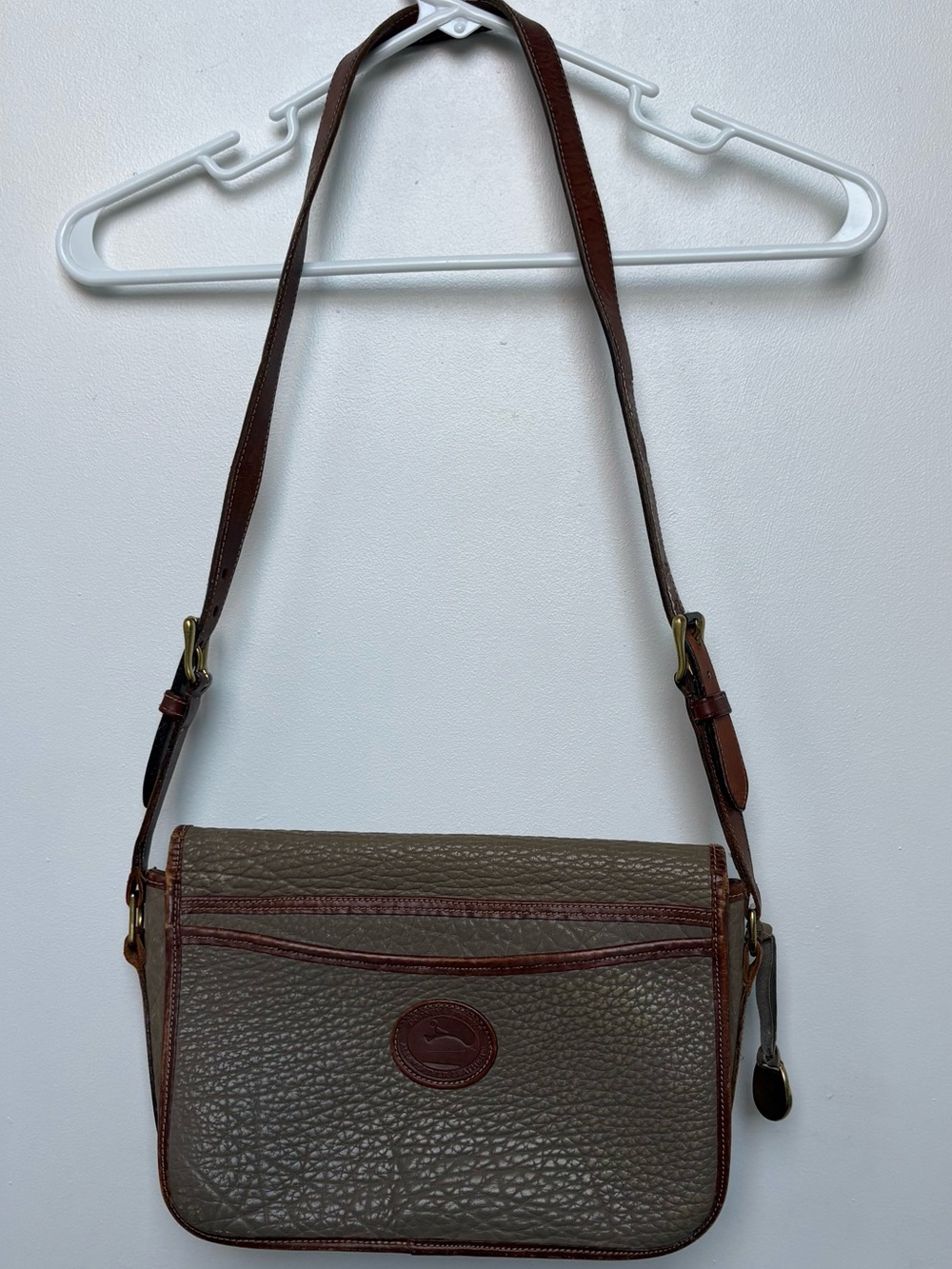 Vintage Dooney & Bourke Brown Pebbled Leather Crossbody Bag
